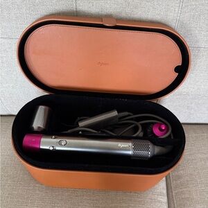 Dyson Airwrap Complete Multi/Styler Long
Attachments